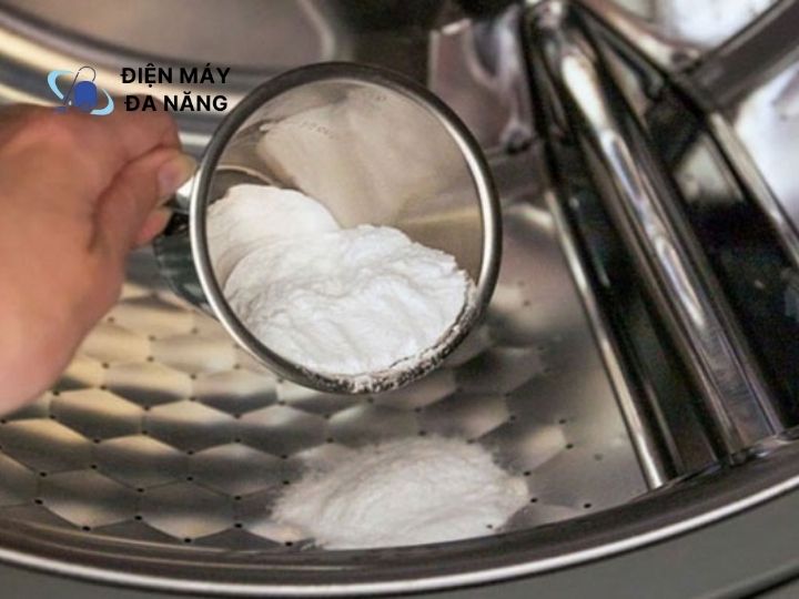 Dùng baking soda và giấm vệ sinh máy giặt