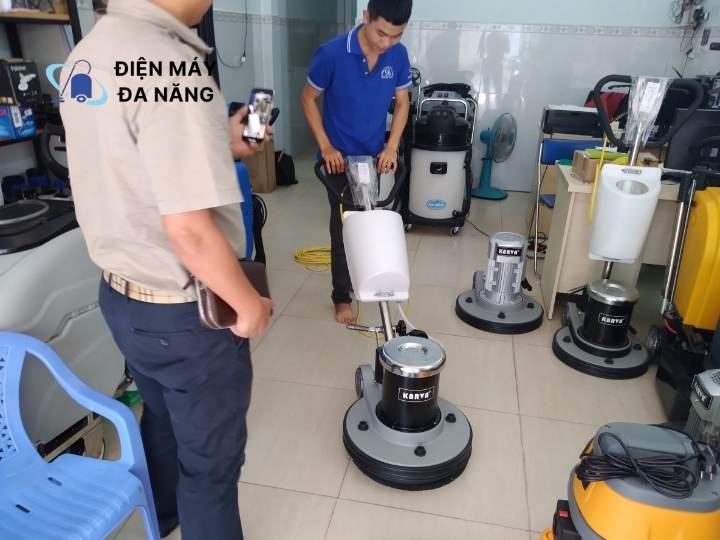 Những điều cần lưu ý khi lựa chọn mua máy chà sàn công nghiệp
