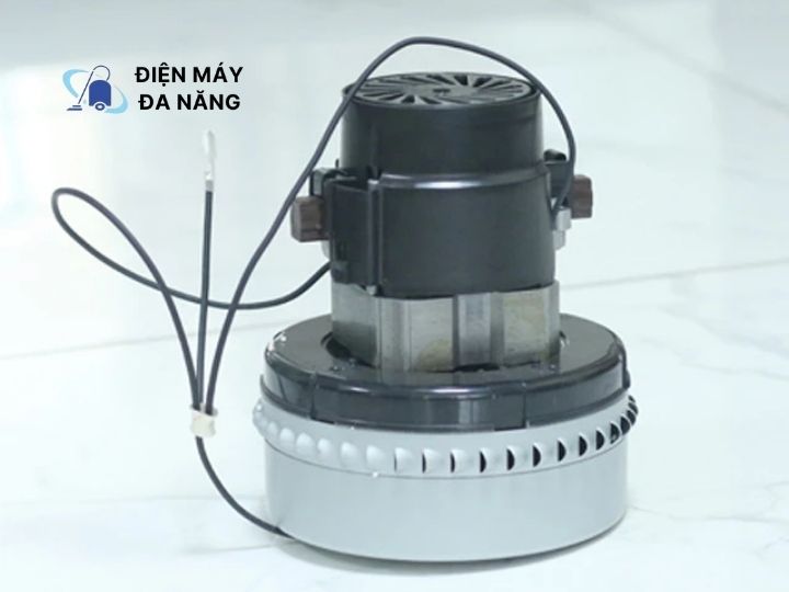 Motor máy hút bụi