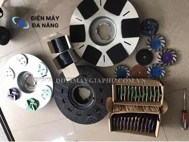 Địa điểm bán phụ kiện máy chà sàn tại Hà Nội chính hãng, giá siêu tốt