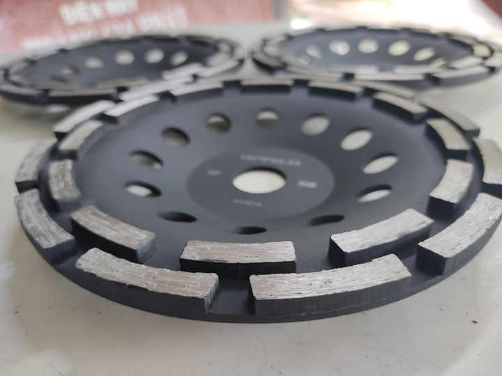 Đĩa mài bê tông SF180
