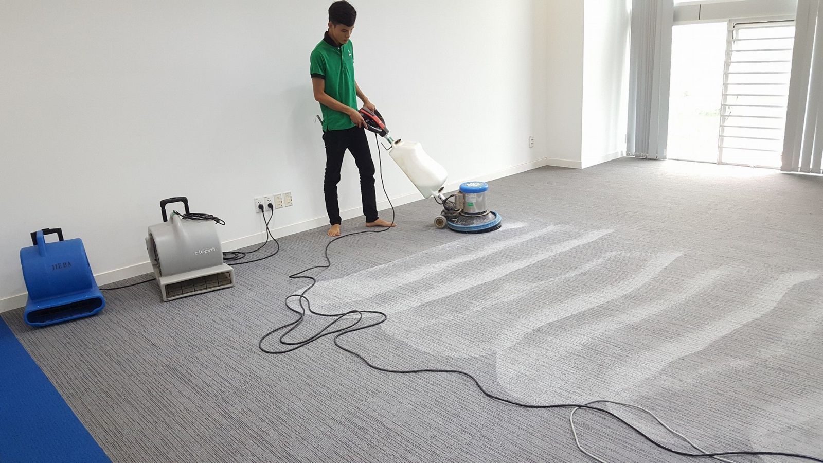 hóa chất giặt thảm