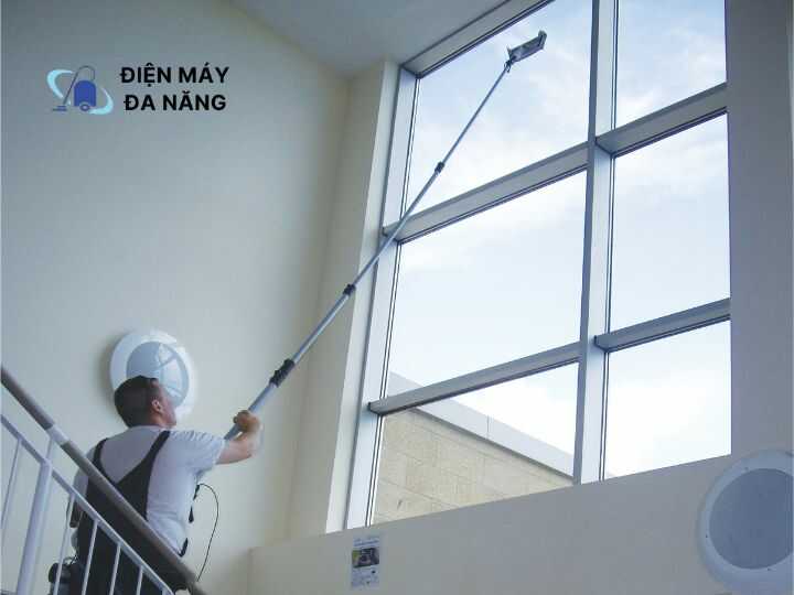 Quy trình lau gương kính đúng chuẩn