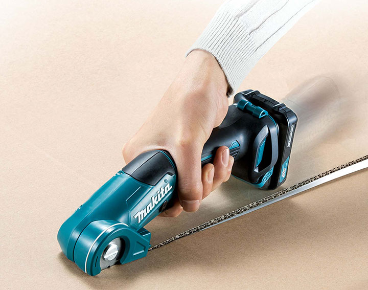 Máy cắt sắt chạy pin Makita CP100DZ