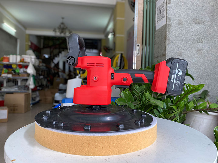 Máy xoa tường chạy pin SF