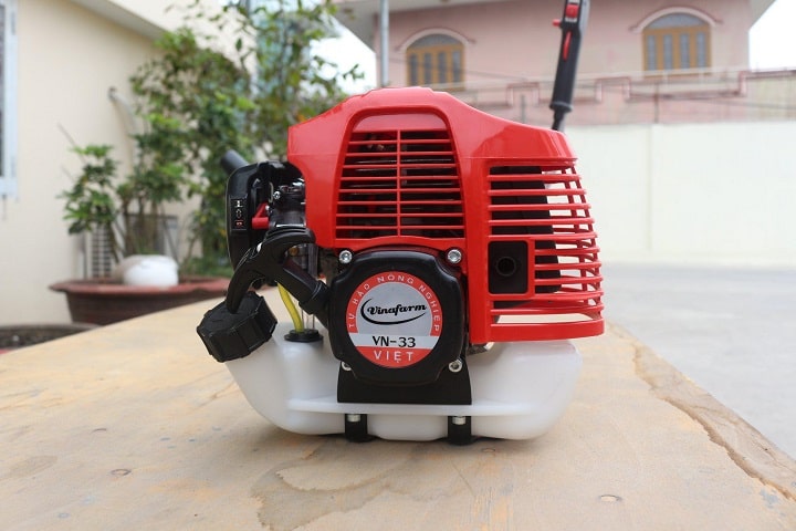 máy cắt cỏ cầm tay loại nào tốt