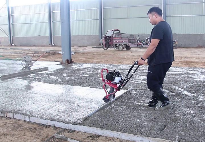 Máy đầm thước tại Phú Yên
