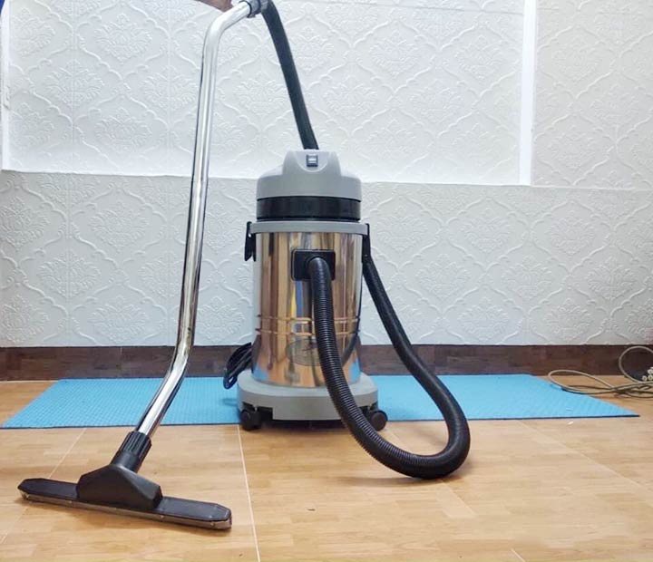 Máy hút bụi công nghiệp LC301J