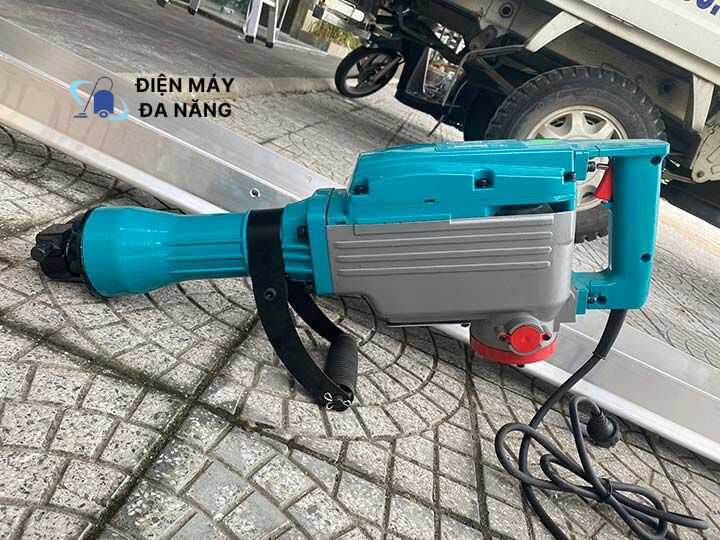 Máy đục bê tông Pusello DH85