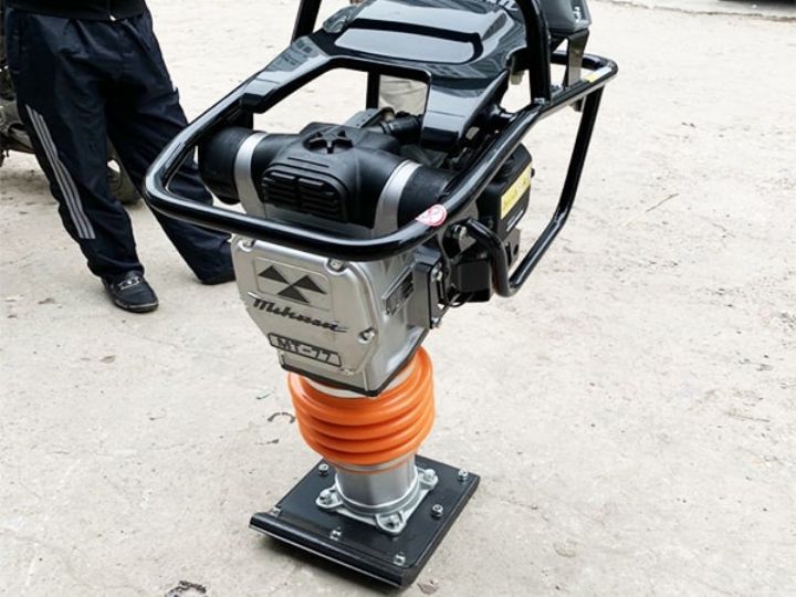 Máy đầm cóc Mikasa MT77HRL Ứng dụng máy đầm Mikasa trong thi công