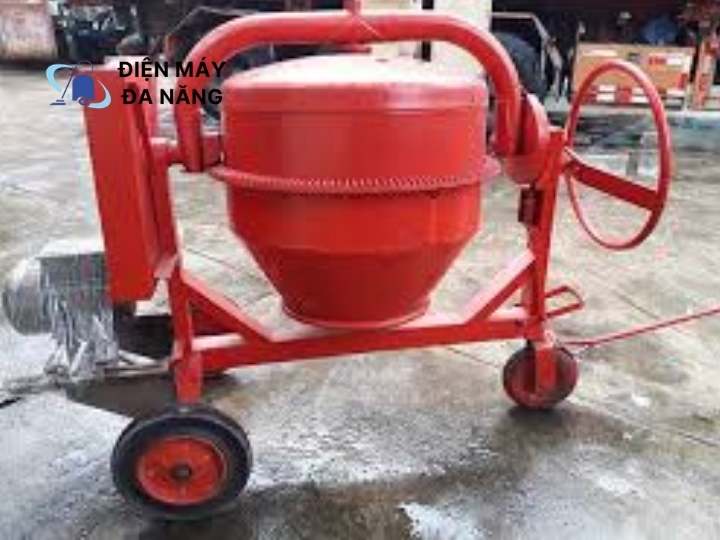 Máy trộn bê tông quả lê