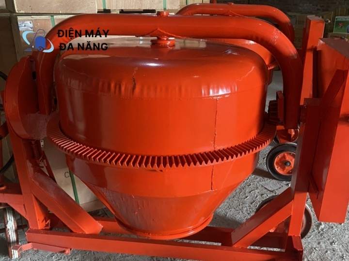 Máy trộn bê tông hình quả lê