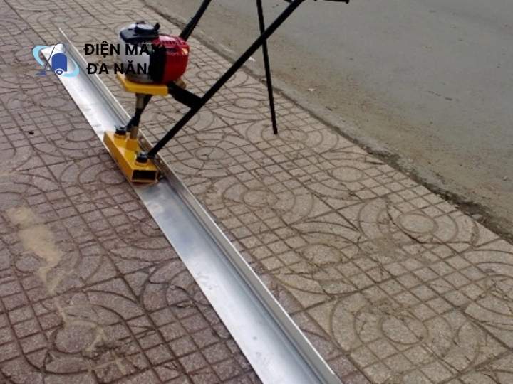 Máy đầm thước tại Hưng Yên
