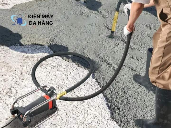 Máy đầm dùi tại Lạng Sơn