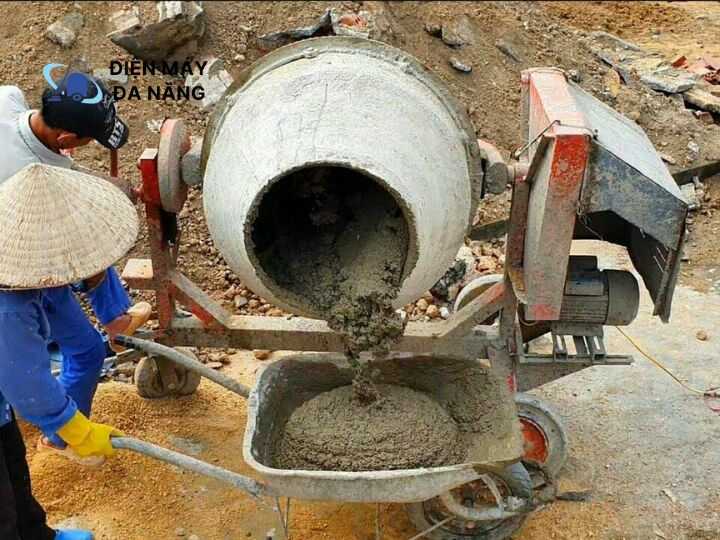 Máy trộn dung tích 385L