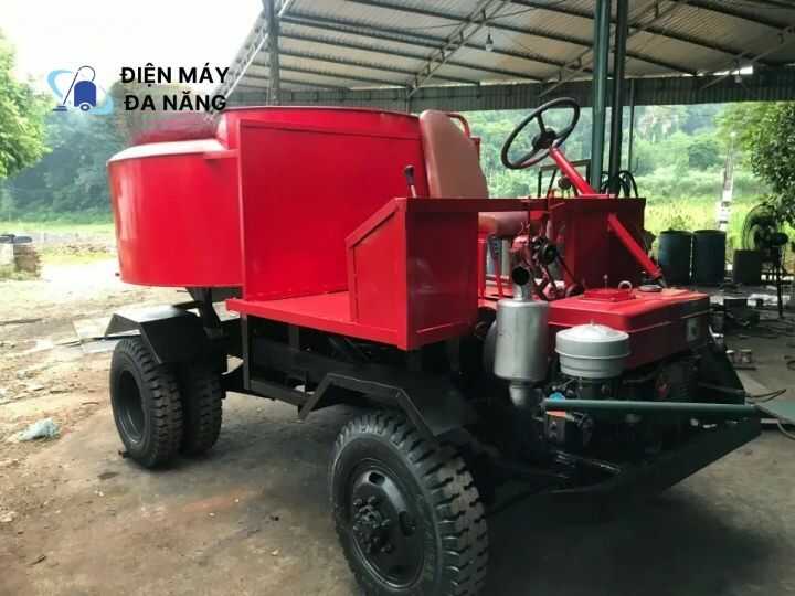 Trộn bê tông tự hành