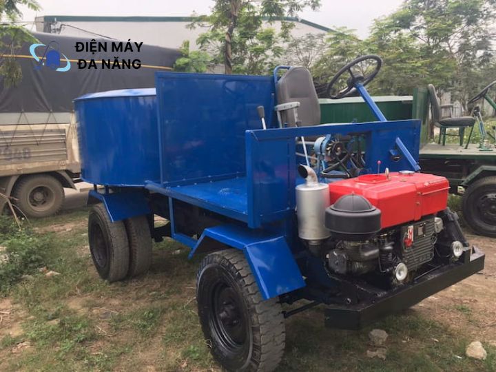 Máy trộn tự hành
