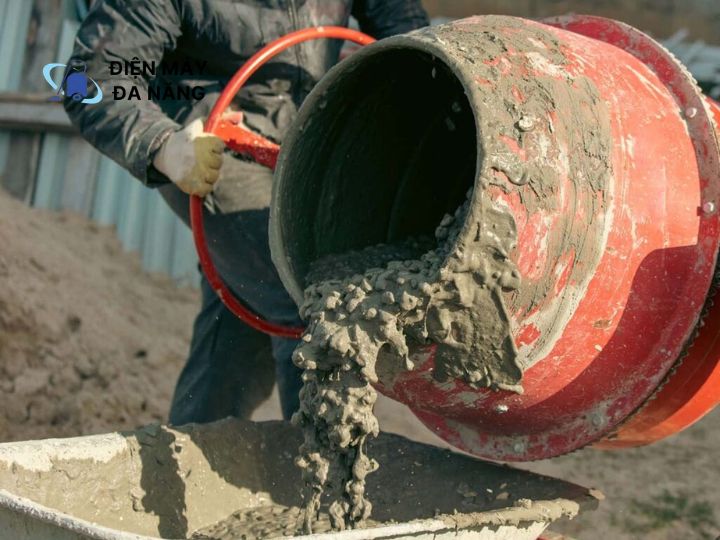 Cối trộn tự do