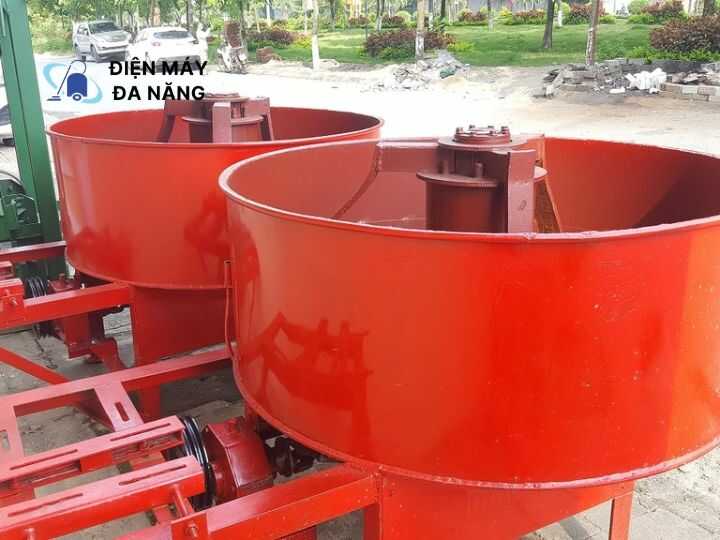 Máy trộn bê tông cưỡng bức
