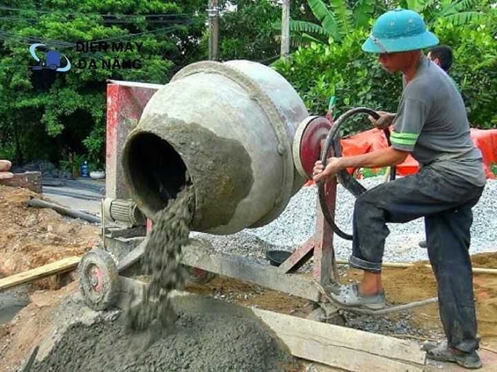 Máy trộn tự do