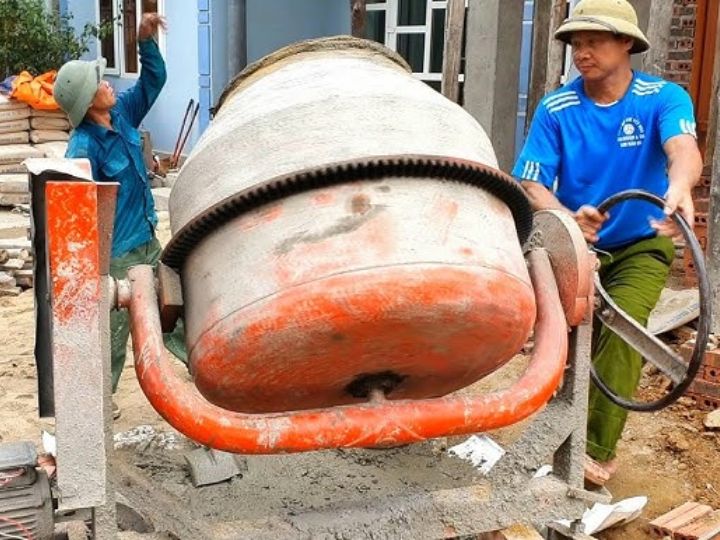 Cối trộn bê tông tự do