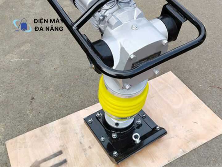Đầm nền đất