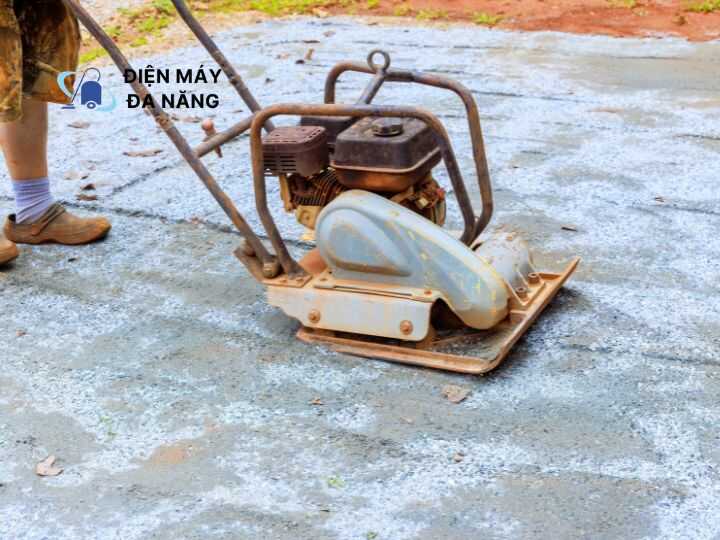 Máy đầm bàn tại Hà Giang