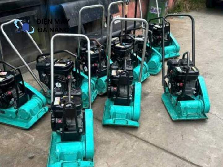 Điện Máy Đa Năng địa chỉ cung cấp máy đầm bê tông uy tín 