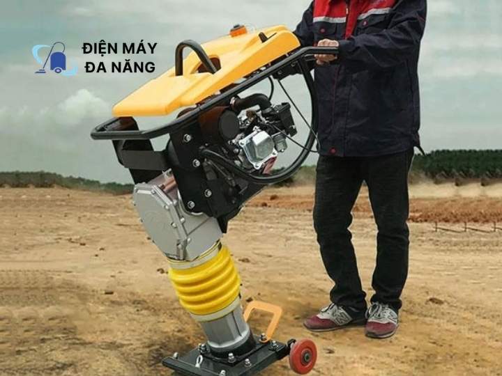Những điều cần lưu ý khi sử dụng máy đầm bàn