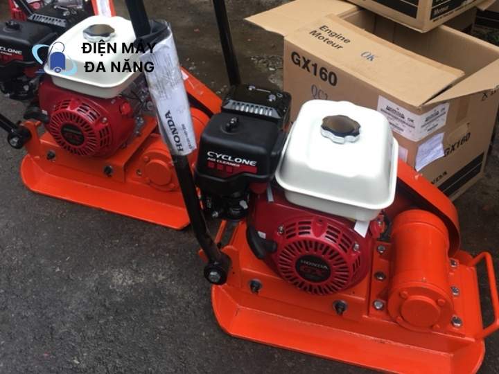Máy đầm bàn bê tông