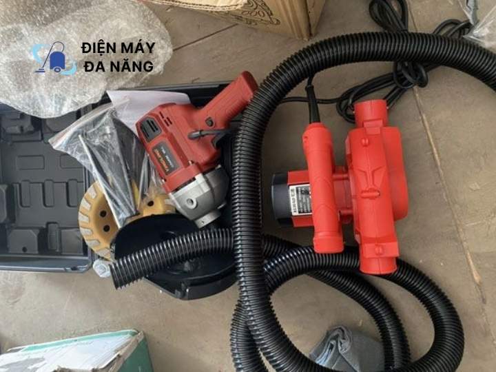 Tổng hợp các dòng máy mài sàn bê tông Đắk Nông đáng mua 2026 Máy mài sàn bê tông cầm tay