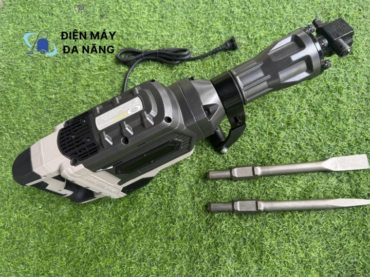 Điện Máy Đa Năng địa chỉ cungg cấp máy đục bê tông uy tín