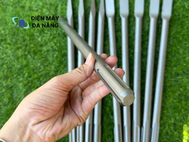 Tổng hợp bảng giá mới các loại máy đục bê tông Quảng Trị 2026 Phụ kiện mũi đục bê tông tại Quảng Trị