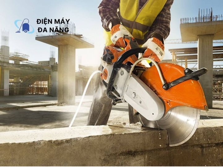 Những yếu tố ảnh hưởng đến giá máy cắt bê tông cầm tay