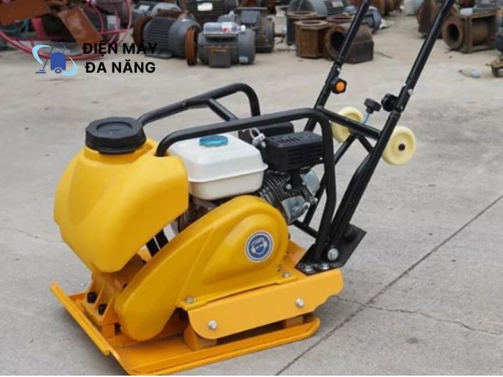 Điện Máy Đa Năng địa chỉ cung cấp máy đầm bàn chất lượng 