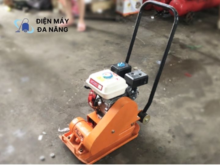 Cùng tìm hiểu máy đầm bàn và vai trò trong thi công bê tông uy tín Kinh nghiệm lựa chọn máy đầm bàn phù hợp