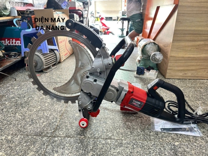 Điện Máy Đa Năng địa chỉ cung cấp máy cắt bê tông uy tín