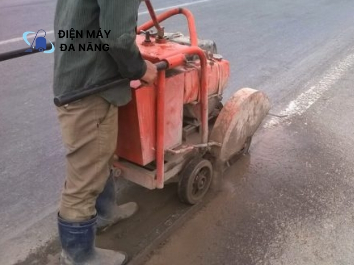 Cách bảo dưỡng máy cắt bê tông sau khi sử dụng